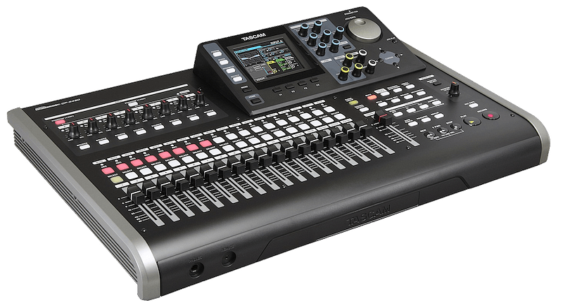 Tascam DP-24SD digital mixer Portastudio