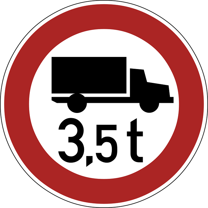 3.5T Restriction Truck Road Sign